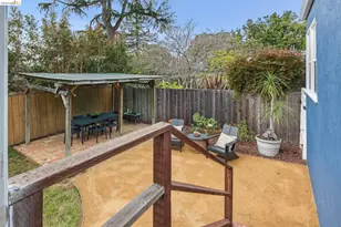 2465 Alida St, Oakland, CA 94602 - Photo 19