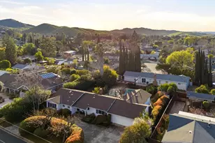 1367 Yosemite Cir, Clayton, CA 94517 - Photo 37