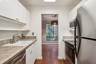 300 Civic Dr, Walnut Creek, CA 94596 - Photo 11