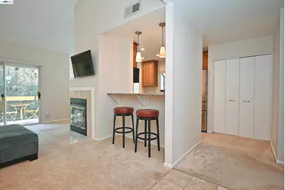 7875 Canyon Meadow Cir #D, Pleasanton, CA 94588 - Photo 11