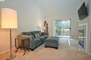 7875 Canyon Meadow Circle, Pleasanton, CA 94588 - Photo 9