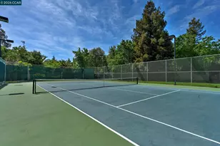 1827 Stratton Cir, Walnut Creek, CA 94598 - Photo 33