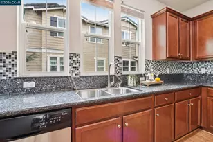 6759 Mariposa Ln, Dublin, CA 94568 - Photo 15