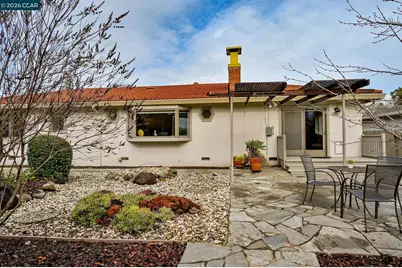 2036 Rockne Dr, Concord, CA 94518 - Photo 23