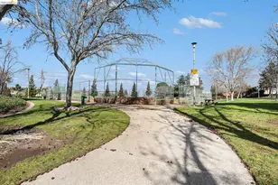 3218 Westbourne Dr, Antioch, CA 94509 - Photo 29