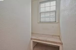 100 Gaven St, San Francisco, CA 94134 - Photo 23