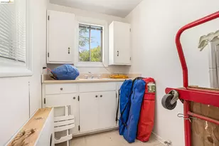 1545 Walnut St, Stockton, CA 95203 - Photo 39