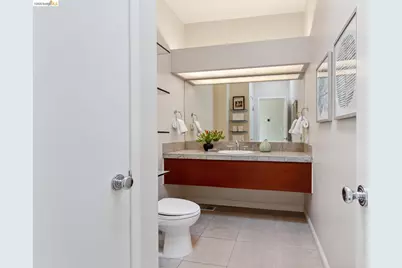 11 Hawks Hill Court, Oakland, CA 94618 - Photo 35