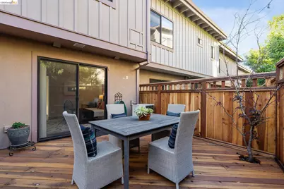 11 Hawks Hill Court, Oakland, CA 94618 - Photo 57