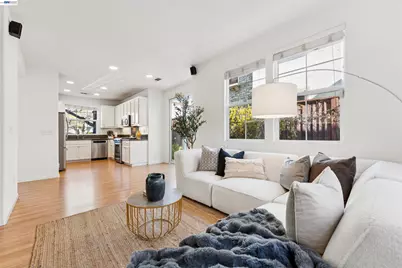 3989 Strafford Ct, Dublin, CA 94568 - Photo 9