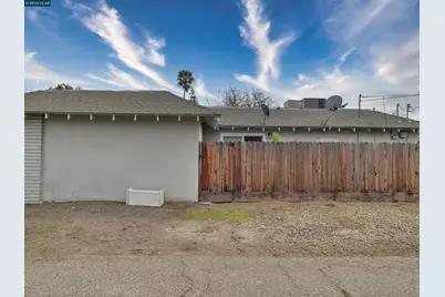 2500 Haddon Avenue, Modesto, CA 95354 - Photo 9