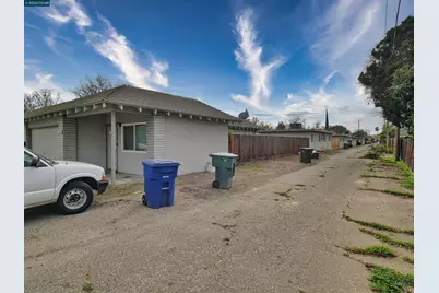 2500 Haddon Avenue, Modesto, CA 95354 - Photo 9