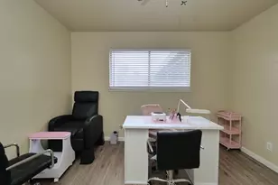 220 Kingston Ln, Modesto, CA 95354 - Photo 37