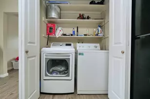 220 Kingston Ln, Modesto, CA 95354 - Photo 35