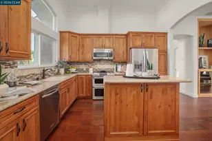 640 Brackman Ln, Martinez, CA 94553 - Photo 7