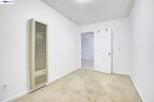 29300 Dixon St, Hayward, CA 94544 - Photo 13