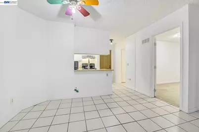 29300 Dixon St #207, Hayward, CA 94544 - Photo 5