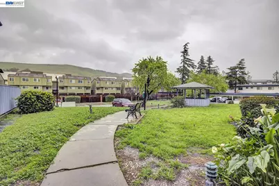 29300 Dixon St #207, Hayward, CA 94544 - Photo 23