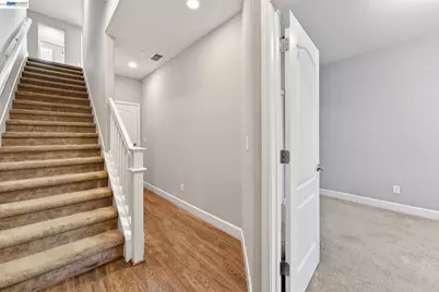 1320 Windswept Cmn #6, Livermore, CA 94550 - Photo 7