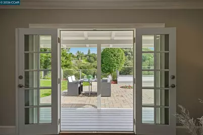 56 Bates Blvd, Orinda, CA 94563 - Photo 9