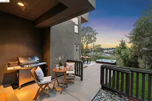 104 Capricorn Ave, Oakland, CA 94611 - Photo 55