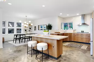 104 Capricorn Ave, Oakland, CA 94611 - Photo 19