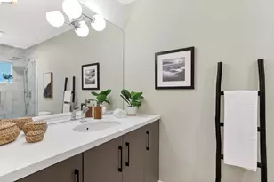 104 Capricorn Ave, Oakland, CA 94611 - Photo 37