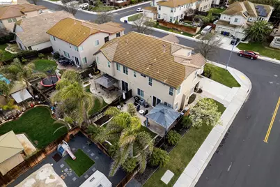 1453 Cullen Dr, Discovery Bay, CA 94505 - Photo 39