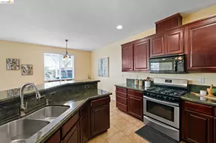 1453 Cullen Dr, Discovery Bay, CA 94505 - Photo 17