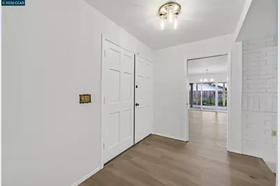 27889 Farm Hill Dr, Hayward, CA 94542 - Photo 7