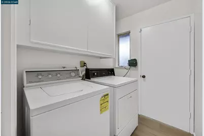 27889 Farm Hill Dr, Hayward, CA 94542 - Photo 29