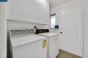 27889 Farm Hill Dr, Hayward, CA 94542 - Photo 29