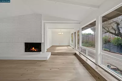 27889 Farm Hill Dr, Hayward, CA 94542 - Photo 11