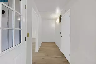 27889 Farm Hill Dr, Hayward, CA 94542 - Photo 23