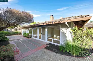 27889 Farm Hill Dr, Hayward, CA 94542 - Photo 41