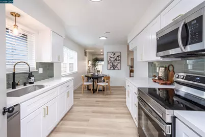 5201 Sky Pkwy, Sacramento, CA 95823 - Photo 13