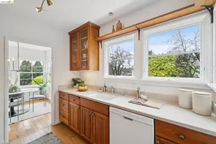 4200 Mountain View Ave, Oakland, CA 94605 - Photo 15