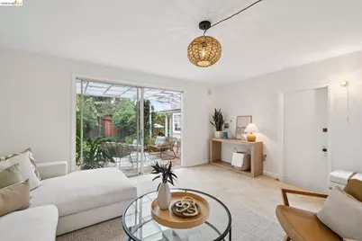 4200 Mountain View Ave, Oakland, CA 94605 - Photo 41