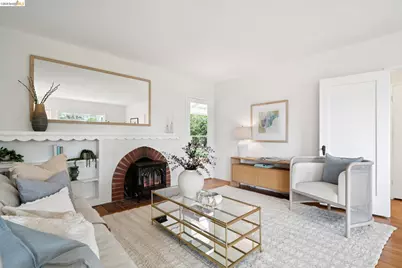 4200 Mountain View Ave, Oakland, CA 94605 - Photo 9