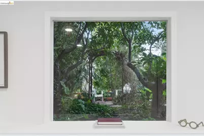 4200 Mountain View Ave, Oakland, CA 94605 - Photo 27