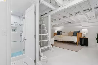 4200 Mountain View Ave, Oakland, CA 94605 - Photo 29