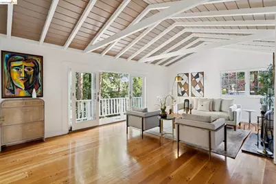 5922 Bruns Ct, Oakland, CA 94611 - Photo 23