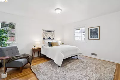 5922 Bruns Ct, Oakland, CA 94611 - Photo 51