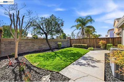 158 Bryant Ct, Mountain House, CA 95391 - Photo 53