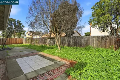 207 Arlington Way, Vacaville, CA 95687 - Photo 33