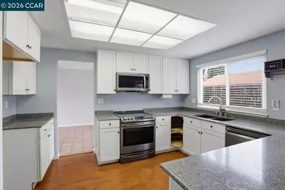 207 Arlington Way, Vacaville, CA 95687 - Photo 9