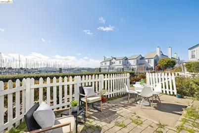 306 Commodore Dr, Richmond, CA 94804 - Photo 7