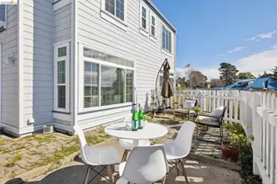 306 Commodore Dr, Richmond, CA 94804 - Photo 5