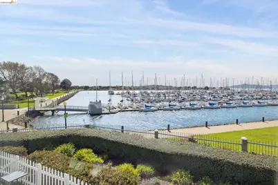 306 Commodore Dr, Richmond, CA 94804 - Photo 51