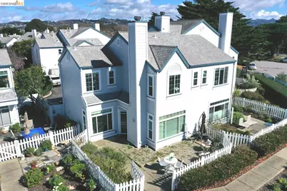 306 Commodore Dr, Richmond, CA 94804 - Photo 53